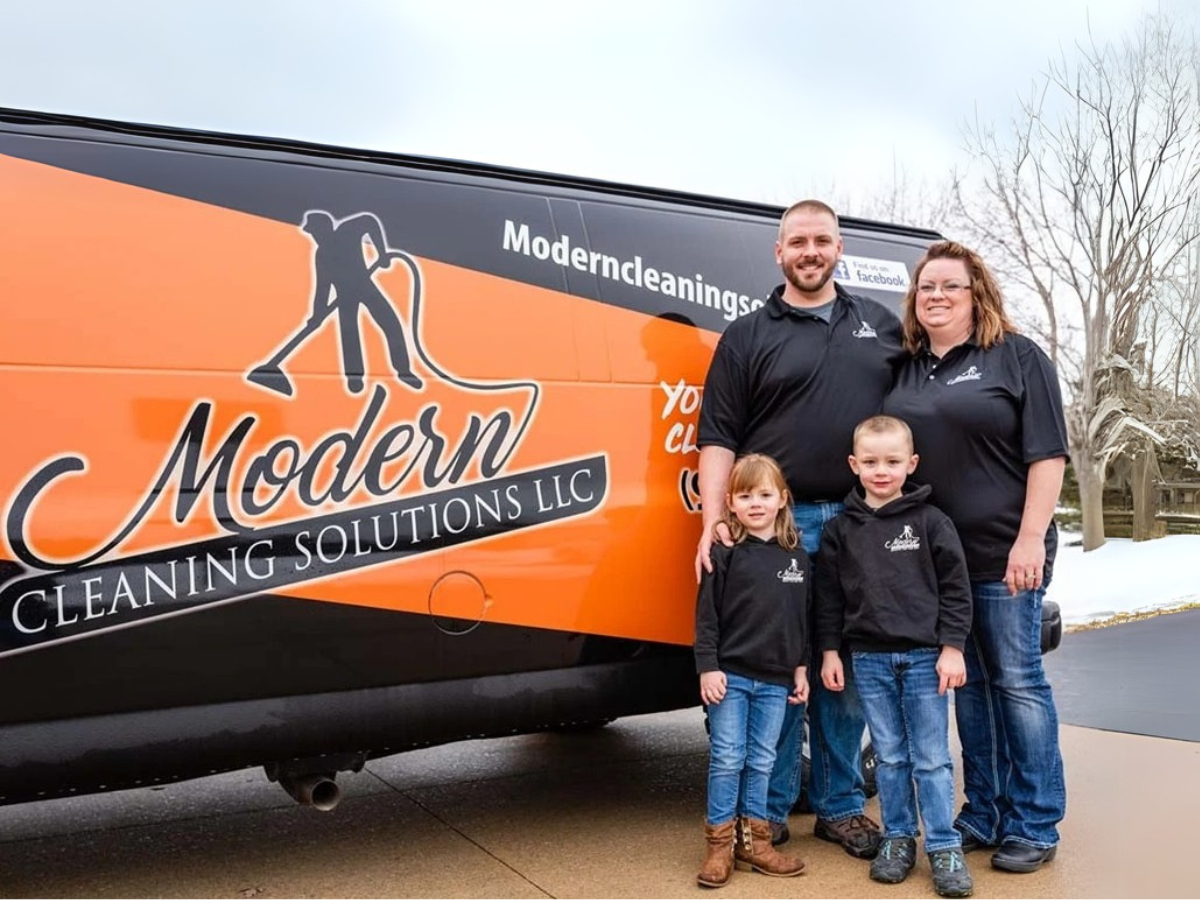 Carpet Cleaning In New London Hero